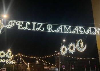 Ceuta inaugura sus Luces de Ramadán con 97 arcos y un homenaje al ciclo Lunar