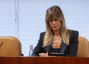 La esposa del presidente comparece ante el juez por un nuevo cargo relacionado con su asesora en Moncloa