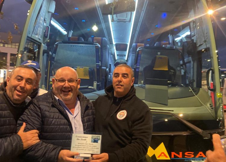 Hassan Larbi, el alma de los viajes de la afición de la AD Ceuta