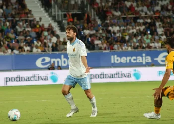 El Real Zaragoza viaja en chárter a Tetuán para medirse a la AD Ceuta en el Murube