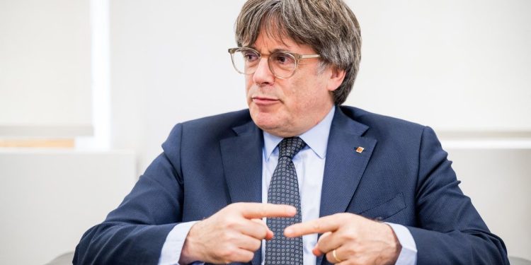 Puigdemont intensifica la presión sobre Sánchez con la votación del traspaso migratorio
