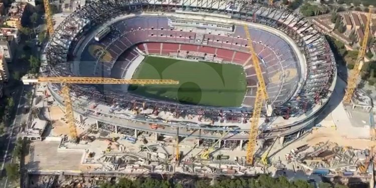 La Guardia Urbana frena las obras del Camp Nou por trabajos ilegales en domingo