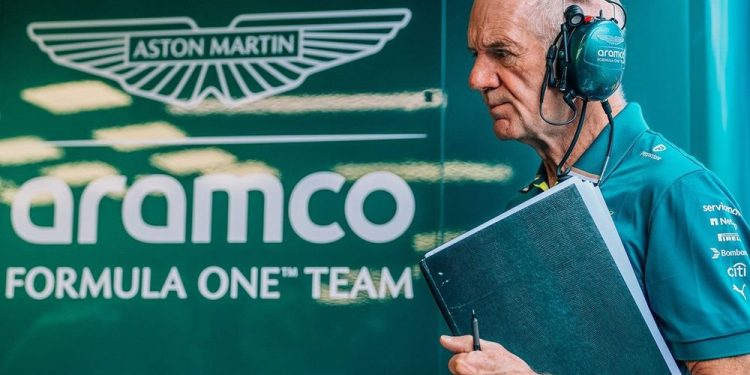 Patrese desvela la visión de Newey: “En 2026 Aston Martin no estará listo… o eso dice”