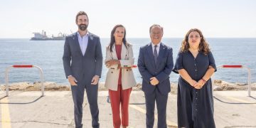Ceuta se conecta a la Península: llega el primer cable submarino de la interconexión eléctrica