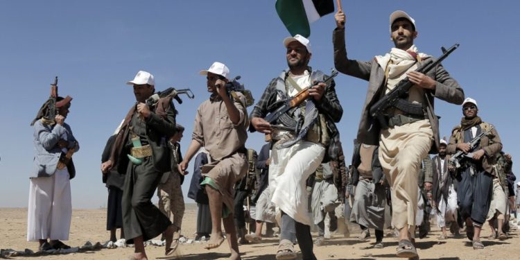 Hutíes de Yemen arrestan a once empleados de la ONU en Saná en un contexto de creciente tensión política