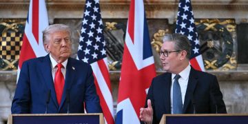 Britain's Prime Minister Keir Starmer (R) and US President Donald Trump (L) attend a joint press conference following their meeting at Chequers, in Aylesbury, central England, on September 18, 2025, on the second day of the US President's second State Visit. After the royal hospitality and pageantry, US President Donald Trump's unprecedented second state visit to the UK takes a serious turn on Thursday when he is hosted by Prime Minister Keir Starmer for wide-ranging talks. (Photo by ANDREW CABALLERO-REYNOLDS / AFP) (Photo by ANDREW CABALLERO-REYNOLDS/AFP via Getty Images)