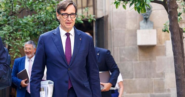 Reunión clave en Bruselas: Illa y Puigdemont acercan posiciones para facilitar la investidura de Sánchez