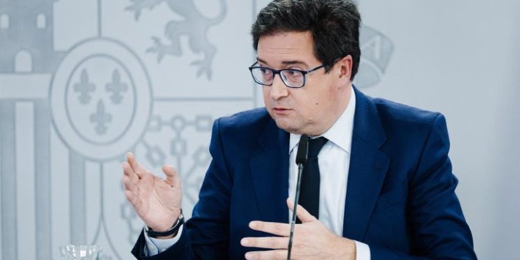 CCOO, UGT y CSIF reprochan al ministro de Función Pública su inacción y exigen retomar el diálogo