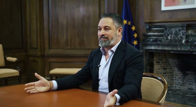 Clavijo acusa a Abascal de “fascista” tras pedir hundir el barco de Open Arms en Tenerife