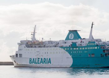 Ceuta lidera la movilidad marítima en España con la ruta más utilizada en 2024