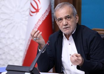 Irán desafía la presión internacional y niega intenciones nucleares en la ONU