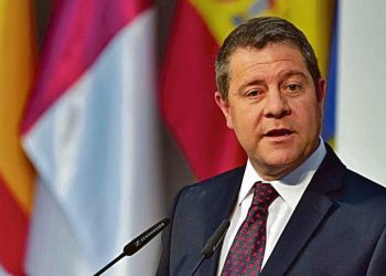 García-Page pide aclarar las actuaciones en el PSOE y ve “preocupante” el caso de la ‘fontanera’ de Sánchez