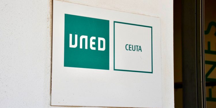 Curso avanzado de Lengua de Signos Española en UNED Ceuta este otoño