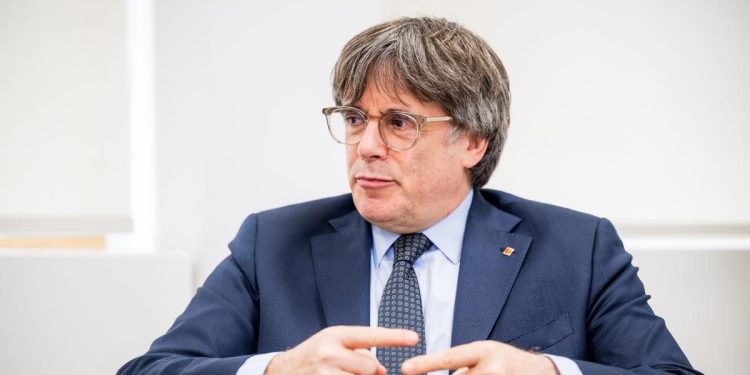 Puigdemont afronta con la cúpula de Junts un debate interno sobre su vínculo con el PSOE