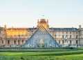 Siete detenidos por el robo histórico de joyas en el Museo del Louvre: sigue la búsqueda del cuarto ladrón y del botín