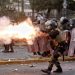 Violencia en las calles de Lima deja un muerto y más de 100 heridos durante masiva protesta contra el Gobierno peruano