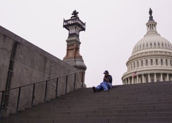 Estados Unidos entra en un cierre parcial del Gobierno por bloqueos en el presupuesto