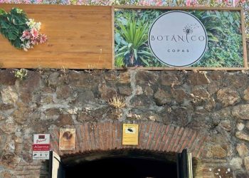 El pub Botánico Copas cierra sus puertas tras más de dos años de historia en Ceuta