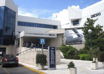 Sánchez, Iglesias y Montero eligen centros privados para sus hijos mientras defienden la educación pública