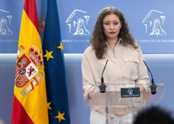 El PSOE denuncia la gestión y la falta “transparencia” en las plazas de aparcacoches de Amgevicesa