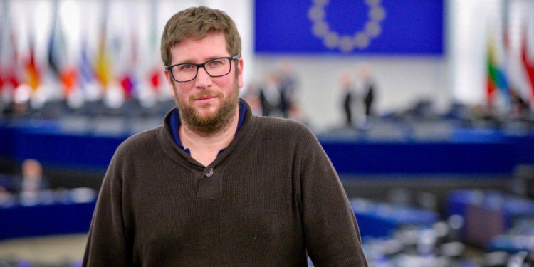 Miguel Urbán logra que la Audiencia Nacional estudie el presunto montaje policial que buscó implicarlo en narcotráfico