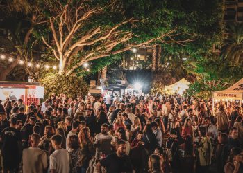 El sector hostelero, molesto por quedar fuera del “Food Truck” celebrado en el Parque Marítimo