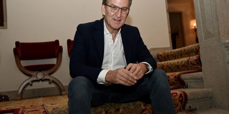 Feijóo respalda a sus comunidades frente a Sanidad y deja en manos de Junts sus decisiones sobre Sánchez