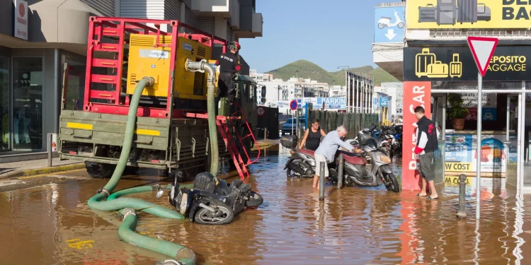 La DANA ‘Alice’ pone fin al “veranillo”: lluvias intensas y tormentas se extienden por España