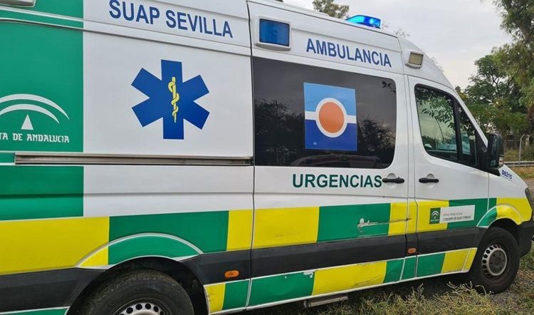 Ambulancia del SUAP.
REMITIDA / HANDOUT por Junta de Andalucía
Fotografía remitida a medios de comunicación exclusivamente para ilustrar la noticia a la que hace referencia la imagen, y citando la procedencia de la imagen en la firma
22/09/2024