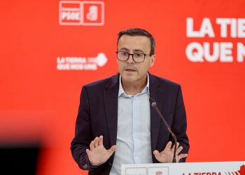 El PSOE extremeño cierra filas con Gallardo y lo mantiene como candidato pese al proceso judicial