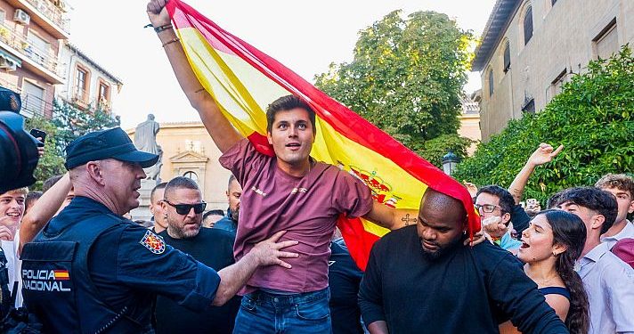 Vito Quiles suspende su acto en Pamplona: “La Policía Nacional me alerta de que no puede garantizar la seguridad”