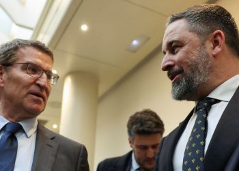 Tejido común: asociaciones y plataformas acercan a las bases de PP y Vox pese a las tensiones entre sus líderes