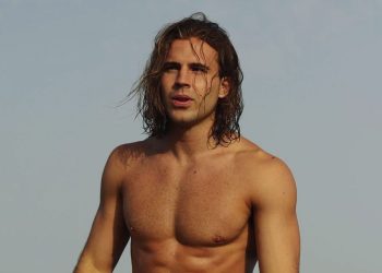 El enigmático regreso digital de Daniel Sancho: un canto budista reaviva el misterio desde la prisión tailandesa