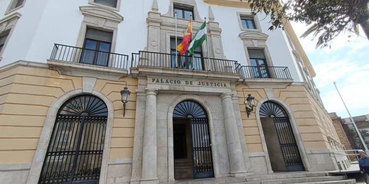 Admite los abusos sexuales a sus sobrinos y se conforma con 30 años de prisión