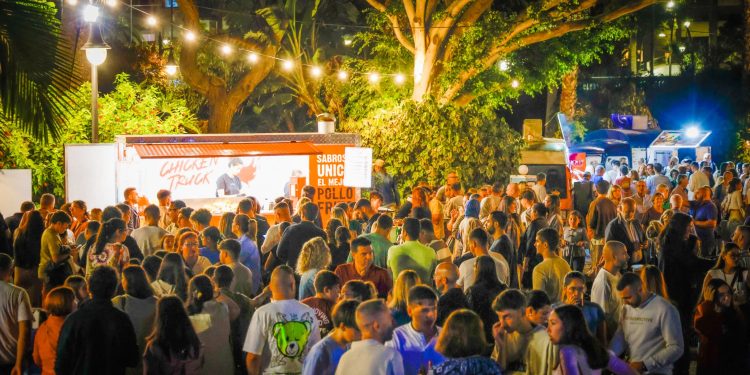 El Foodtruck Festival arrasa en Ceuta y se consolida como un éxito rotundo