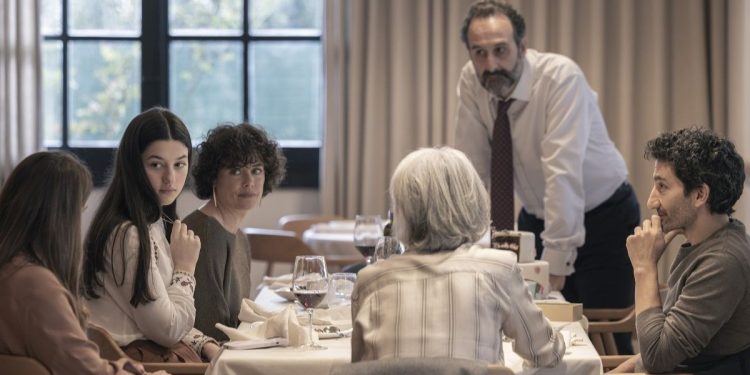 estreno película los domingos