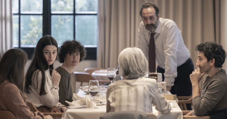 estreno película los domingos