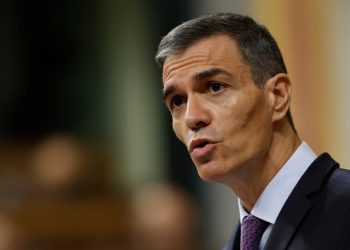 El Gobierno exige a cuatro comunidades crear un registro de objetores para garantizar el acceso al aborto