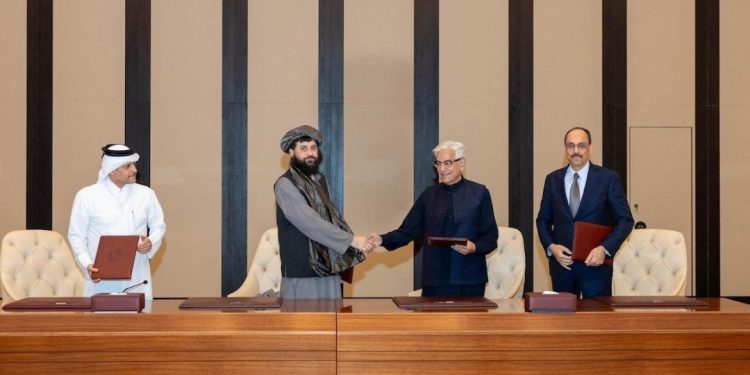 Las conversaciones de paz entre Afganistán y Pakistán en Estambul terminan sin acuerdo