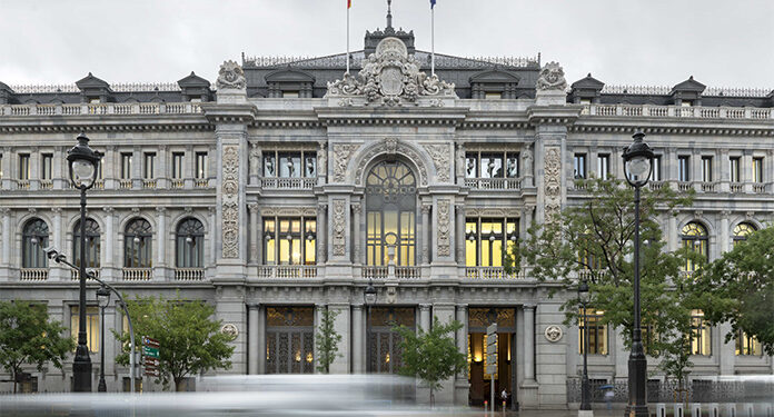 El Banco de España advierte sobre la subida de la vivienda frente a los salarios