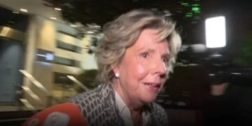 Simoneta Gómez-Acebo: «Me siento orgullosa de mi papel dentro de la Familia Real»