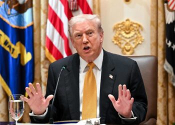 El paro de EEUU alcanza su nivel más alto en cuatro años y presiona a la Reserva Federal