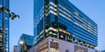 Amancio Ortega adquiere el complejo The Post en Canadá por cerca de 700 millones de euros