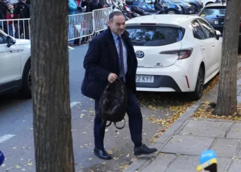 El PSOE reivindica la expulsión de Ábalos hace 20 meses, pero admite el impacto del escándalo: el segundo secretario de Organización en prisión en medio año