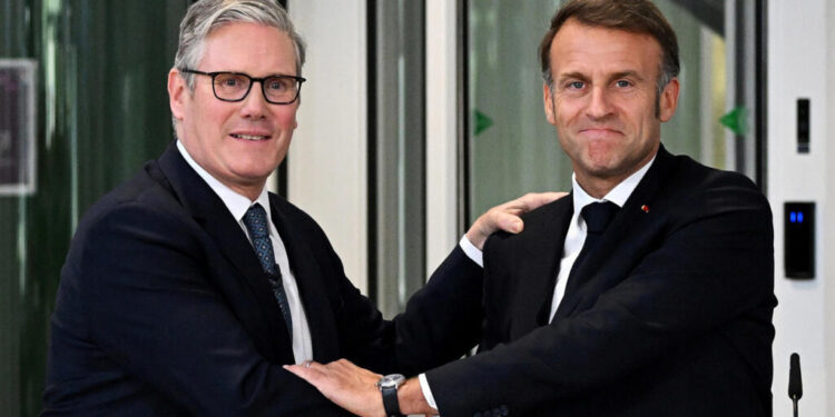 Macron y Starmer afirman que la UE decidirá sobre los activos rusos congelados pese a la presión de EEUU