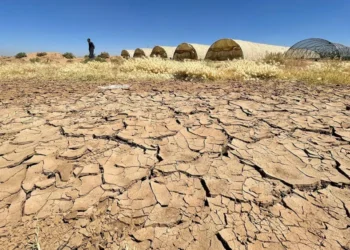 Irán enfrenta una crisis hídrica sin precedentes y evalúa evacuar Teherán ante la falta de lluvias