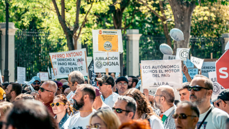 Protesta de Interinos en Ceuta por Oposiciones del MEFP