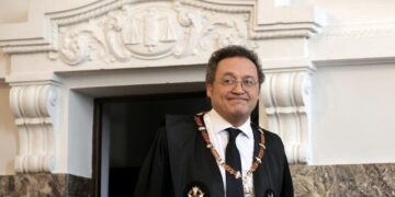 El fiscal general dimite antes de que el Supremo ejecute su condena