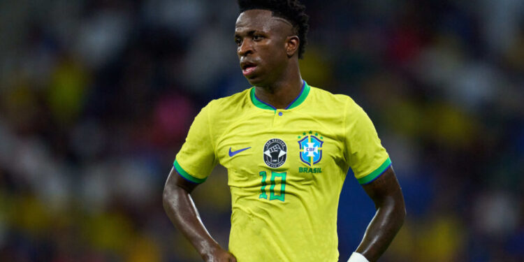 Dunga: «Vinicius brilla en el campo, pero Brasil necesita un líder de vestuario»