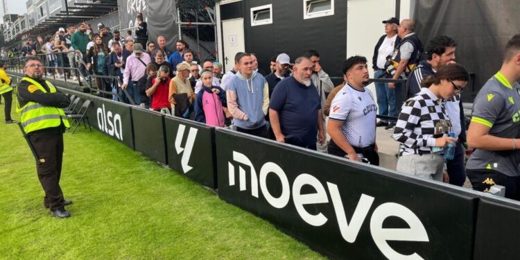 Fallece en el Murube Manolo Carreto, histórico jefe de la Policía Portuaria de Ceuta